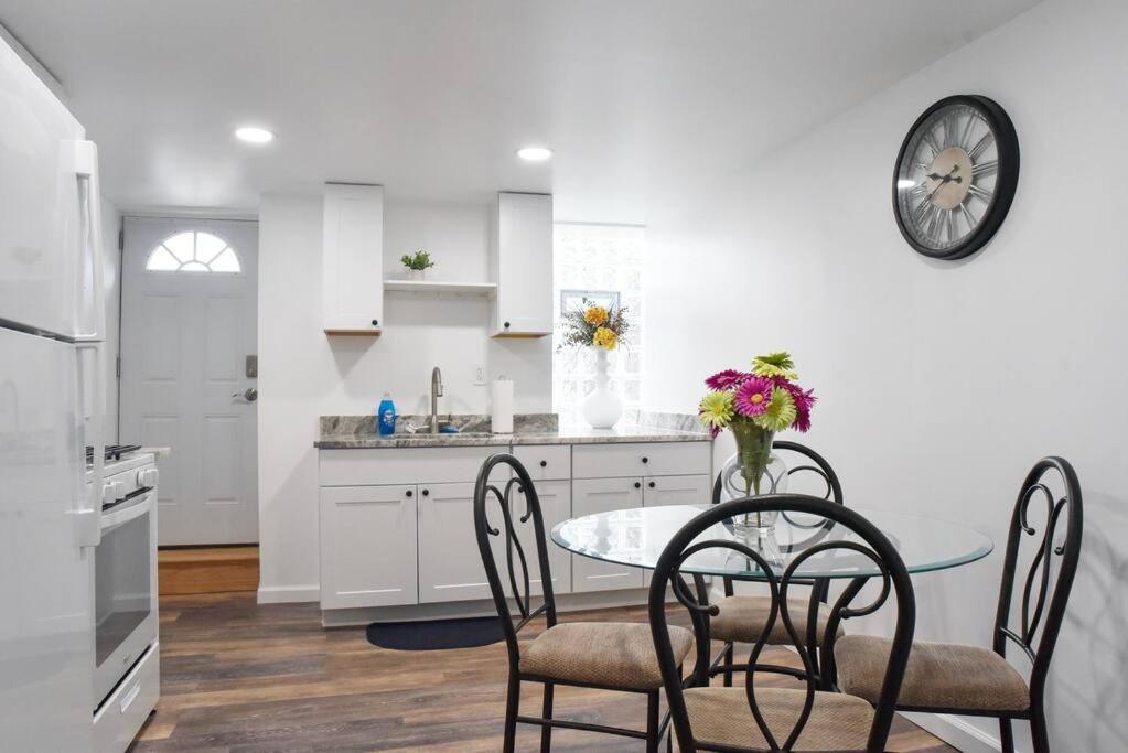 Cozy Mount Washington Home With Parking-Sleeps 4 Pittsburgh Exterior photo